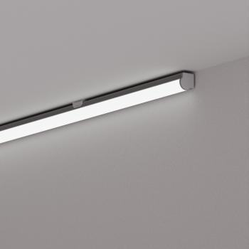 Abschlusskappe ergänzt die Optik eines fertigen Möbelprofils